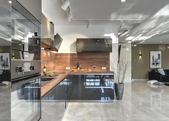 Βίλα In With Pool And Sauna *